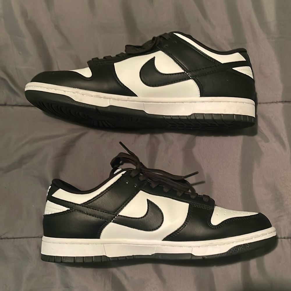 Nike Dunk Low - Pandas (Black and White)